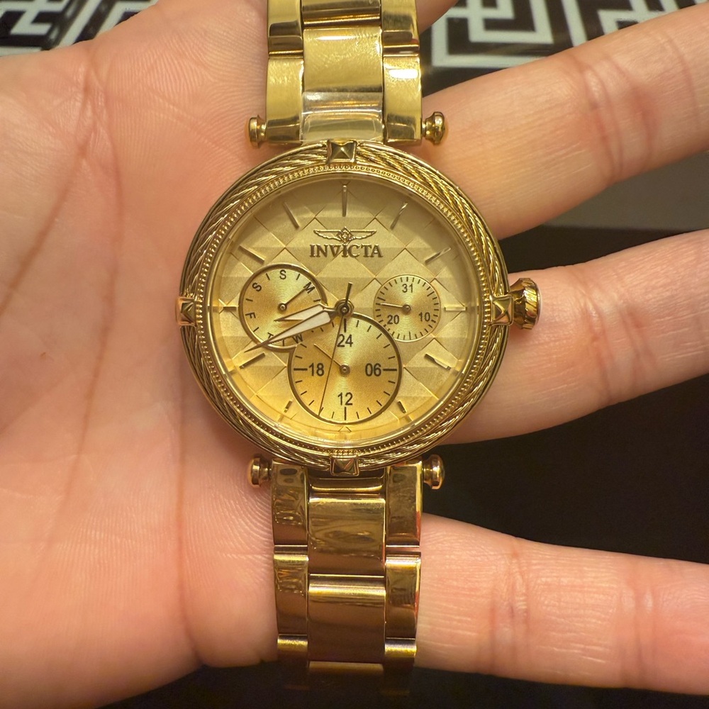 Brand New W/O Tags Women’s Invicta Gold Watch